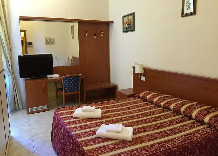 Azzurra Hotel 2*