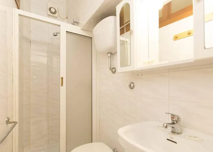 Azzurra Hotel 2*
